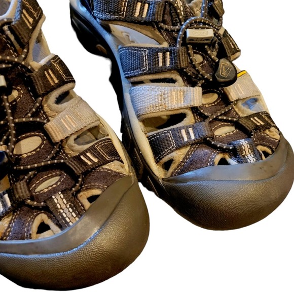 Keen gray waterproof hiking sandals, closed toe size 6.5 - Picture 3 of 9